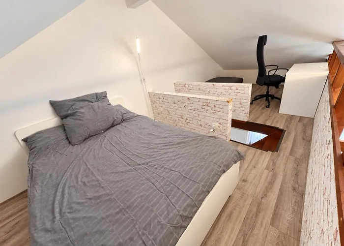 Airport House & Free Parking * Hamburg