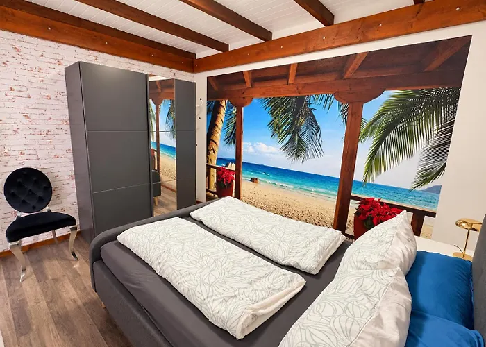 Airport House & Free Parking Holiday home